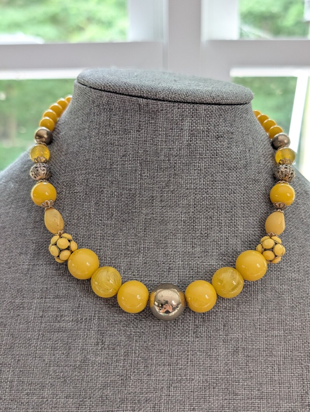 Vintage Retro Inspired Acrylic Beaded Yellow Gold Pin Up Layering Necklace